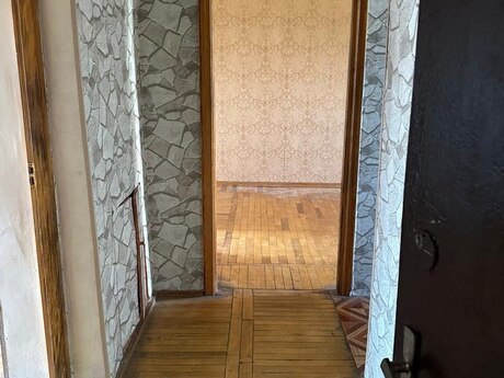 3 otaqlı köhnə tikili - Neftçilər m. - 70 m²