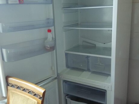 2 otaqlı köhnə tikili - Neftçilər m. - 50 m²