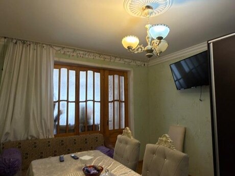 4 otaqlı köhnə tikili - Əhmədli m. - 100 m²