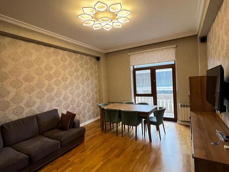 3 otaqlı yeni tikili - Ağ şəhər q. - 93 m²