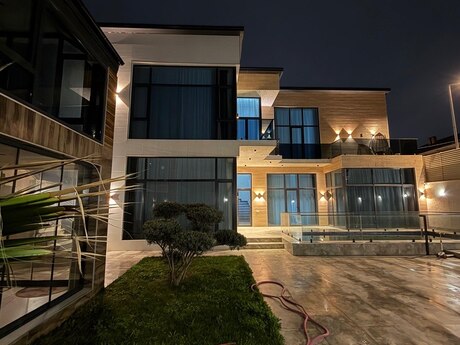 5 otaqlı həyət evi/bağ evi - Bilgəh q. - 400 m²