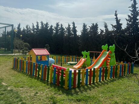 5 otaqlı həyət evi/bağ evi - Bilgəh q. - 400 m²