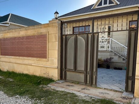 Satılır 3 otaqlı həyət evi/bağ evi 120 m², Zabrat q.