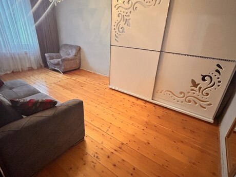 Satılır 3 otaqlı yeni tikili 83 m², Bakıxanov q.
