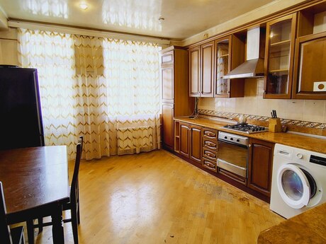 4-комн. новостройка - пос. Ази Асланова - 160 м²