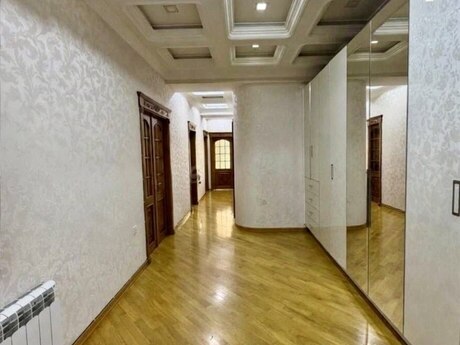 Elan №5977882 - Bakı, Şah İsmayıl Xətai m., 3 otaqlı, 130 m², 8/16 mərtəbə
