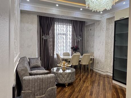 Satılır 3 otaqlı yeni tikili 80 m², 28 May m.