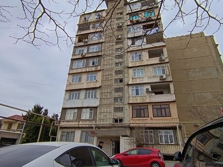 Satlr 4 otaql khn tikili 100 m, Azadlq Prospekti m.