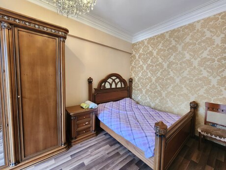 2 otaqlı köhnə tikili - Sahil m. - 75 m²