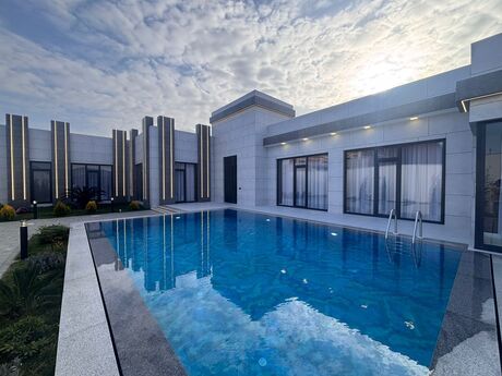 5 otaqlı həyət evi/bağ evi - Mərdəkan q. - 250 m²