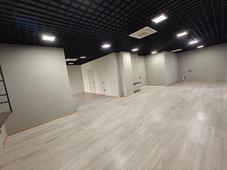 2 otaqlı ofis - 28 May m. - 92.7 m²