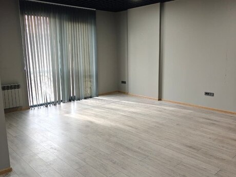 2 otaqlı ofis - 28 May m. - 92.7 m²