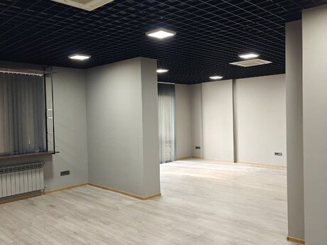 2 otaqlı ofis - 28 May m. - 92.7 m²