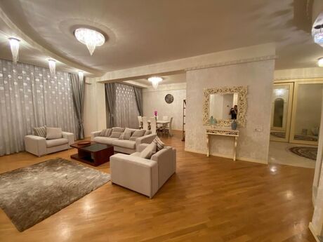 4-комн. новостройка - м. Низами - 210 м²