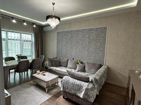 4 otaqlı həyət evi/bağ evi - Savalan q. - 95 m²