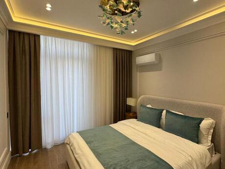 3 otaqlı yeni tikili - Ağ şəhər q. - 123 m²