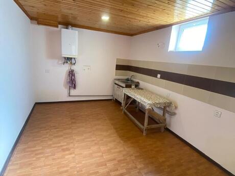 6 otaqlı həyət evi/bağ evi - Maştağa q. - 350 m²