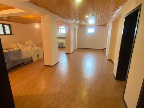 6 otaqlı həyət evi/bağ evi - Maştağa q. - 350 m²
