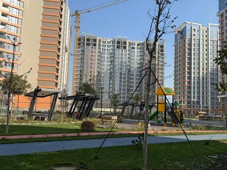 Bakmildə 2 otaqlı yeni tikili mənzil kirayə verilir, 70 m², 900 AZN/ay, şəkil 2 / 12