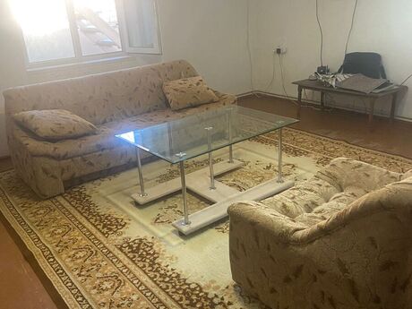 5 otaqlı həyət evi/bağ evi - Türkan q. - 111 m²