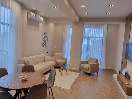 4 otaqlı yeni tikili - Gənclik m. - 140 m²