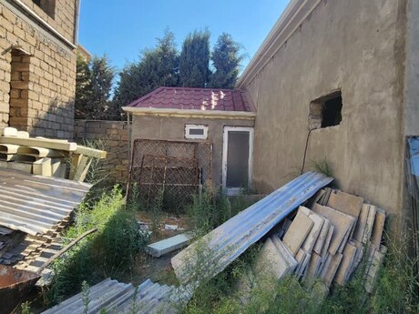 5 otaqlı həyət evi/bağ evi - Qala q. - 495 m²
