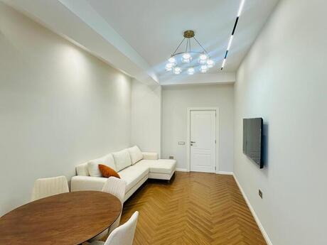 2 otaqlı yeni tikili - Gənclik m. - 73 m²