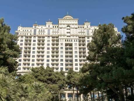 5-комн. новостройка - м. Элмляр Академиясы - 215 м²