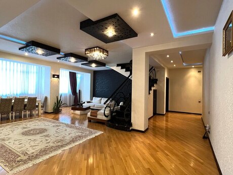 4 otaqlı yeni tikili - İnşaatçılar m. - 165 m²