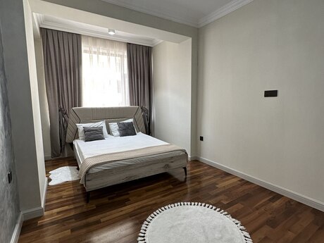 Elan №5979436 - Bakı, Nəsimi r., 3 otaqlı, 135 m², 12/17 mərtəbə