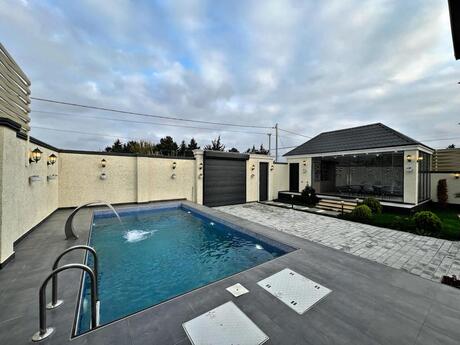 4 otaqlı həyət evi/bağ evi - Mərdəkan q. - 200 m²