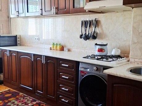 2 otaqlı yeni tikili - Neftçilər m. - 72 m²