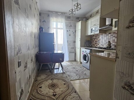 2 otaqlı yeni tikili - Bakıxanov q. - 82 m²