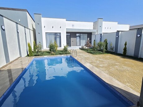 4 otaqlı həyət evi/bağ evi - Şüvəlan q. - 160 m²