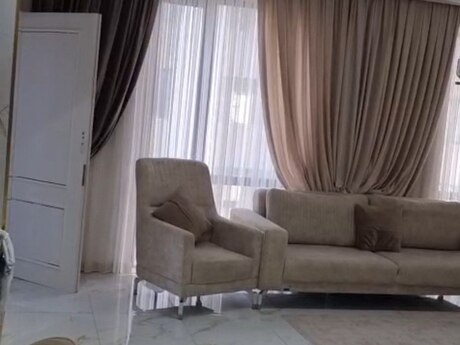5 otaqlı yeni tikili - 7-ci mikrorayon q. - 146 m²
