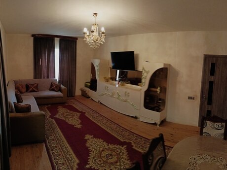 Satılır 4 otaqlı həyət evi/bağ evi 120 m², Ramana q.