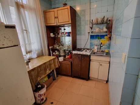 Satlr 2 otaql khn tikili 50 m, Azadlq Prospekti m.