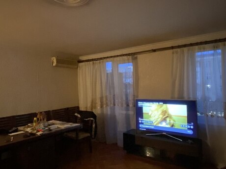 Elan №5980161 - Bakı, Nəriman Nərimanov m., 2 otaqlı, 75 m², 4/5 mərtəbə