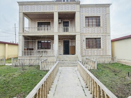 6 otaqlı həyət evi/bağ evi - Mərdəkan q. - 260 m²