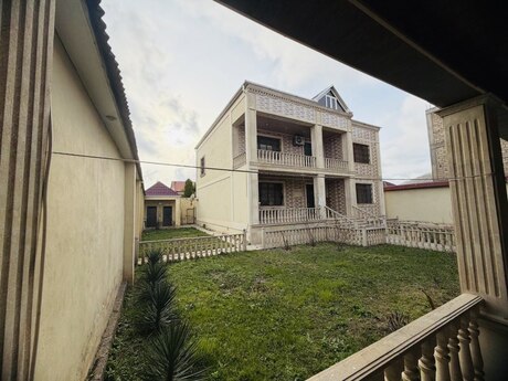 6 otaqlı həyət evi/bağ evi - Mərdəkan q. - 260 m²