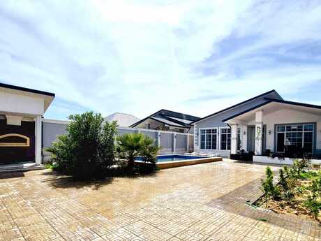 4 otaqlı həyət evi/bağ evi - Buzovna q. - 300 m²