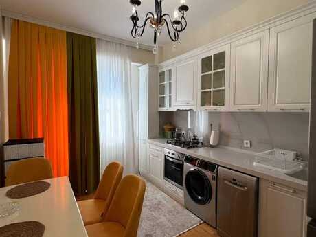 2 otaqlı yeni tikili - İnşaatçılar m. - 50 m²