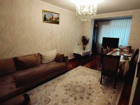 3 otaqlı köhnə tikili - Xırdalan - 85 m²
