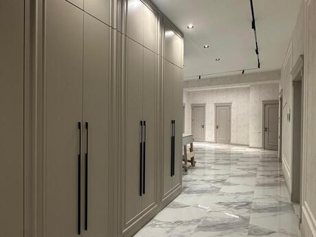 4-комн. новостройка - м. Сахил - 220 м²