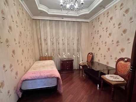 4 otaqlı köhnə tikili - Nəriman Nərimanov m. - 143 m²