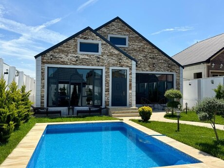 4 otaqlı həyət evi/bağ evi - Mərdəkan q. - 240 m²