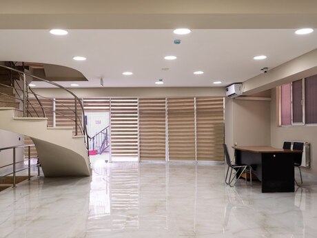 Obyekt - Sahil m. - 100 m²
