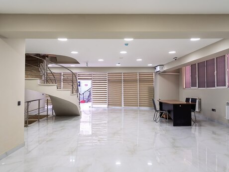 Obyekt - Sahil m. - 100 m²