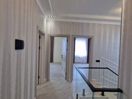 5 otaqlı həyət evi/bağ evi - Məmmədli q. - 211 m²