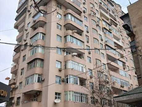 Elan №5981204 - Bakı, Nəriman Nərimanov m., 4 otaqlı, 151 m², 15/15 mərtəbə